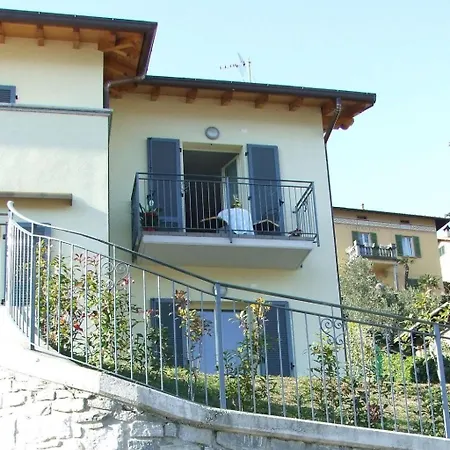 Apartament Ein-zimmer-wohnung 'casa Valery' Mit Wasserblick By Interhome Bellagio