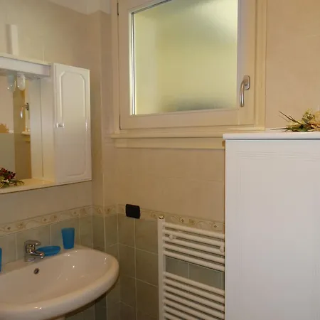Ein-zimmer-wohnung 'casa Valery' Mit Wasserblick By Interhome Apartment *