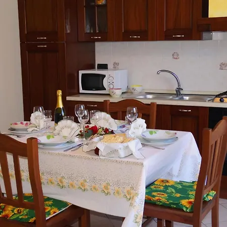 Ein-zimmer-wohnung 'casa Valery' Mit Wasserblick By Interhome * Bellagio