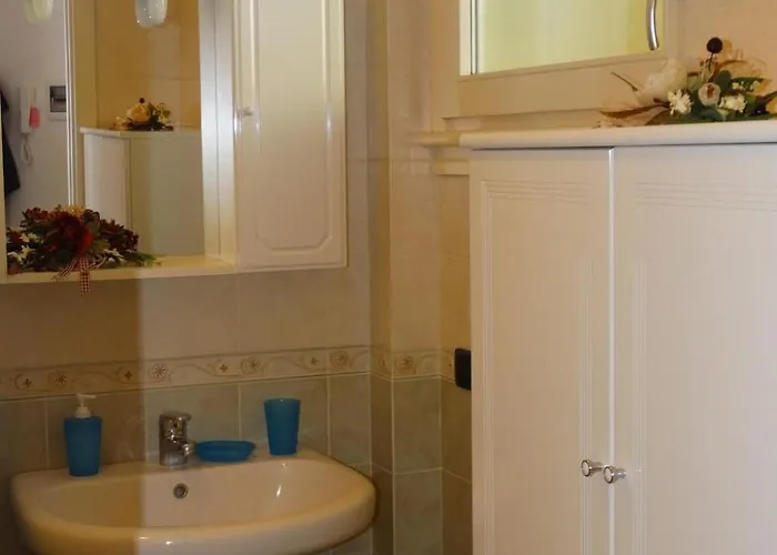 Ein-zimmer-wohnung 'casa Valery' Mit Wasserblick By Interhome Appartement